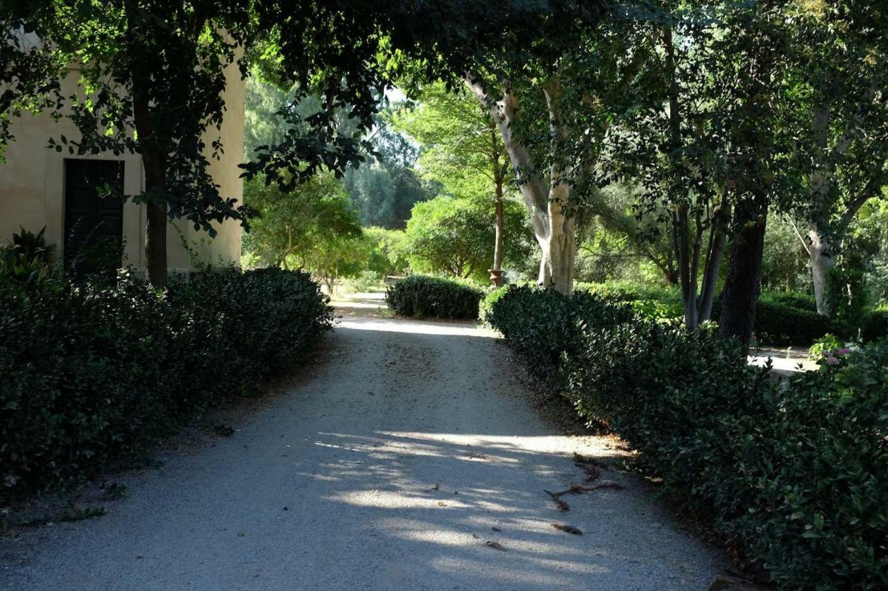 Suite A Villa D'Orri Sarroch Buitenkant foto